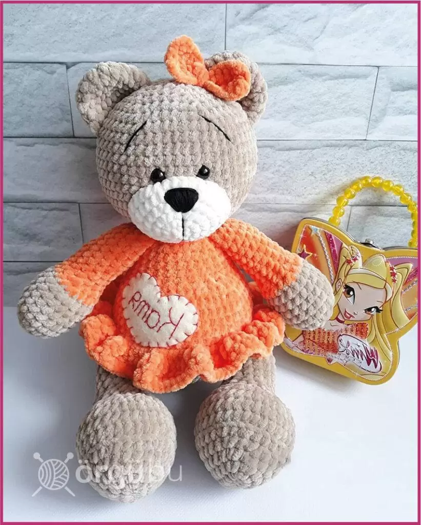 Kadife-Ip-Ile-Amigurumi-Ayicik-Yapimi-1