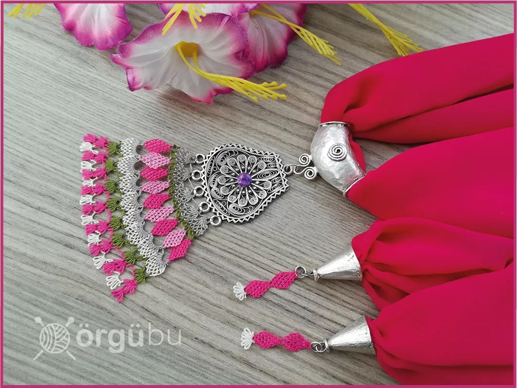 Fuşya İğne Oyası Fular Modelleri 